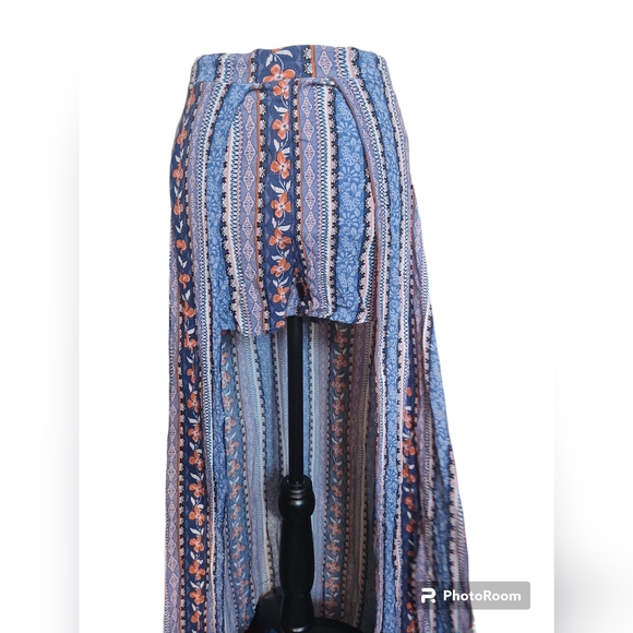 UK2LA Short/Skirt - Picture 1 of 8